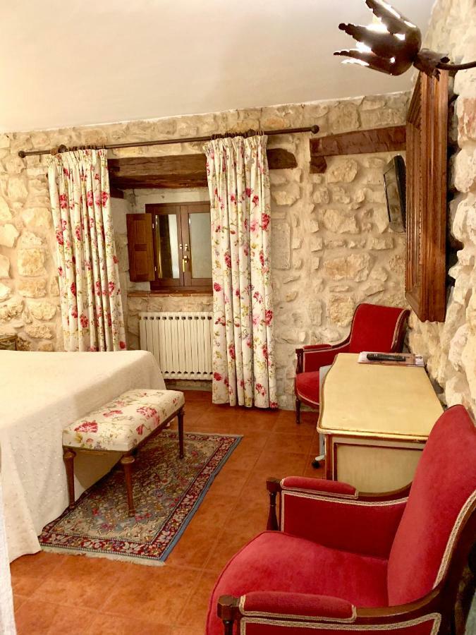 Hotel Tres Coronas De Silos Санто-Домінго-де-Сілос Екстер'єр фото